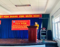 Trung tâm Y tế thành phố Kon Tum tổ chức tổ chức tọa đàm  Ngày Dân số Thế giới (11/7) năm 2023