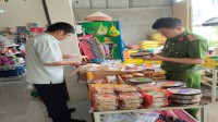 Huyện Ngọc Hồi kiểm tra an toàn thực phẩm dịp Tết Trung thu