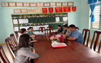Kiểm tra công tác y tế trường học tại xã Đăk Choong và xã Xốp huyện Đăk Glei